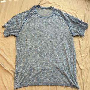 Lululemon metal vent tech t-shirt